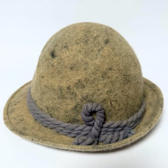 L.L. Bean Accessories - Vintage LL Bean Tyrolean Hat – Wool Felt – Excellent Condition